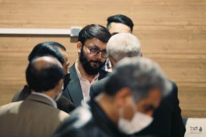 رونمایی از رمان عزیز